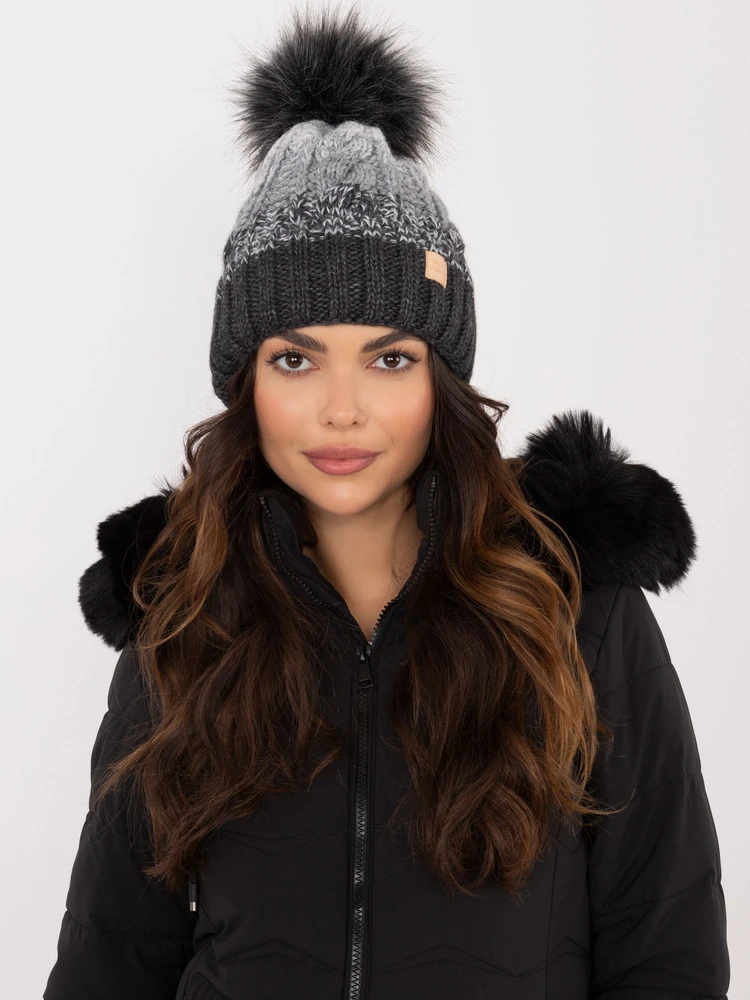 Cap-JK-CZ-52.17-tamsiai pilka