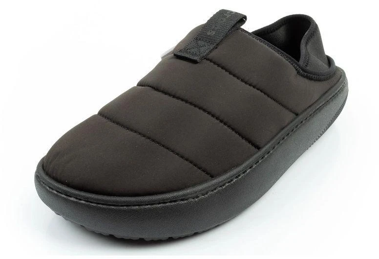 Crocs vyriškos šlepetės Classic Puff Galingumas juodos su pašiltinimu
