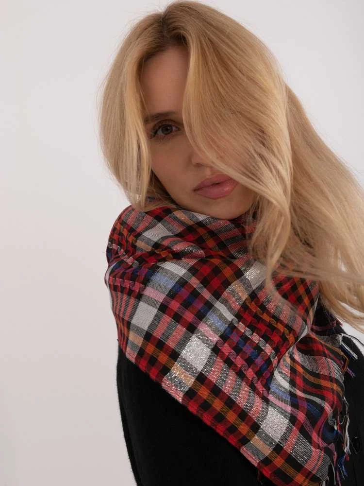 Daugiaspalvė skarelė
