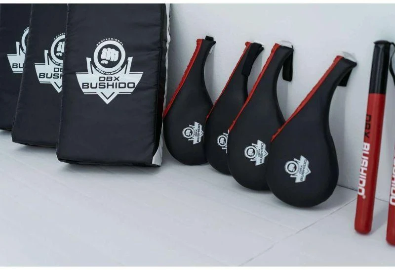 DBX BUSHIDO VIENOS SMŪGIO TRENIRUOČIŲ RINKINYS
