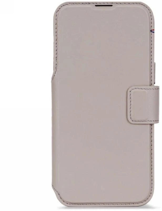 „Decoded Leather Detachable Wallet“ – apsauginis odinis dėklas, skirtas „iPhone 17 Pro Max“, suderinamas su „MagSafe“ (kieto molio)