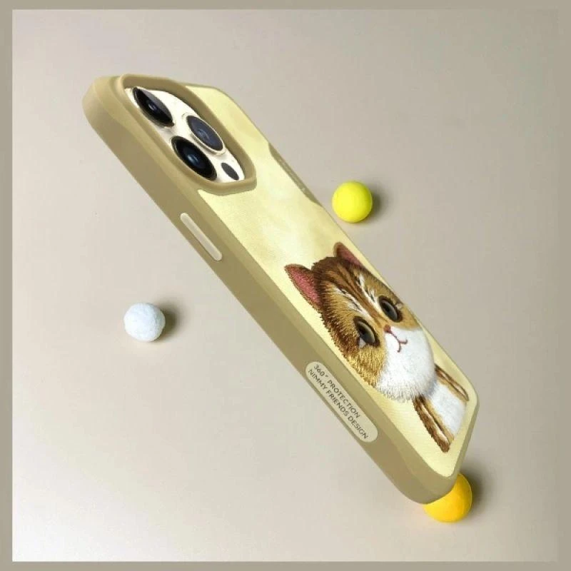 Nimmy Apple iPhone 15 Pro 6.1" dėklas telefonui haki spalvos Big Eyed Pet 2.0 Cat