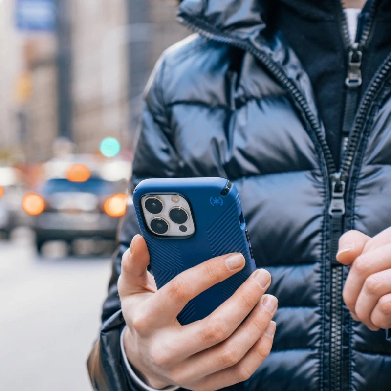 Speck Presidio2 Grip - dėklas skirtas Apple iPhone 15 Plus / 14 Plus su MICROBAN coating Coastal Mėlyna / Juodas / Baltas