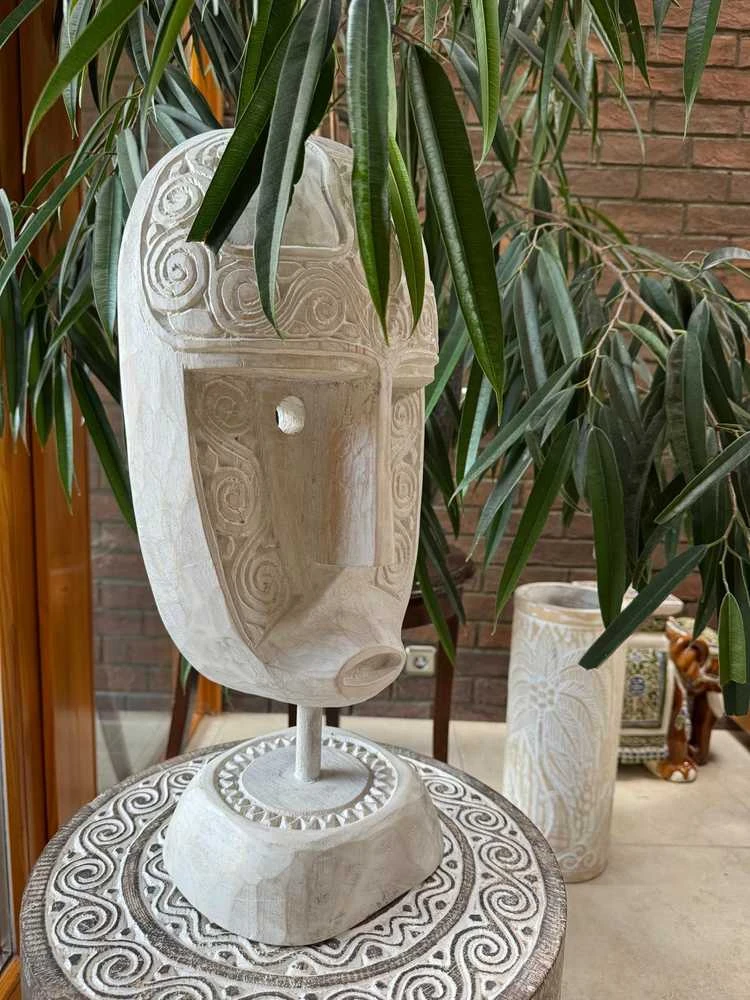 Dekoratyvinė BALI kaukė