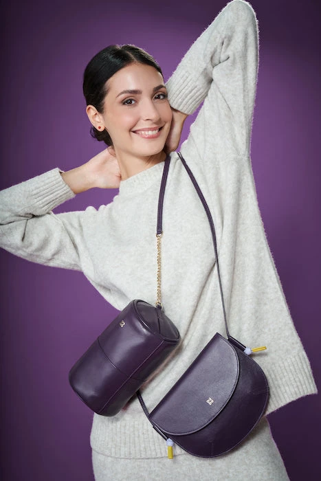 Designerska damska listonoszka skórzana torebka przez ramię su klapą DUDU