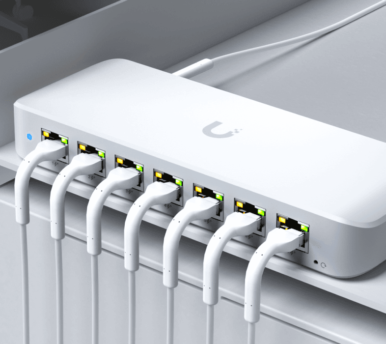Maršrutizatorius 8 prievadų komutatorius Ubiquiti Unifi USW-Ultra-60W-EU aprašymas - Prekės nuotrauka