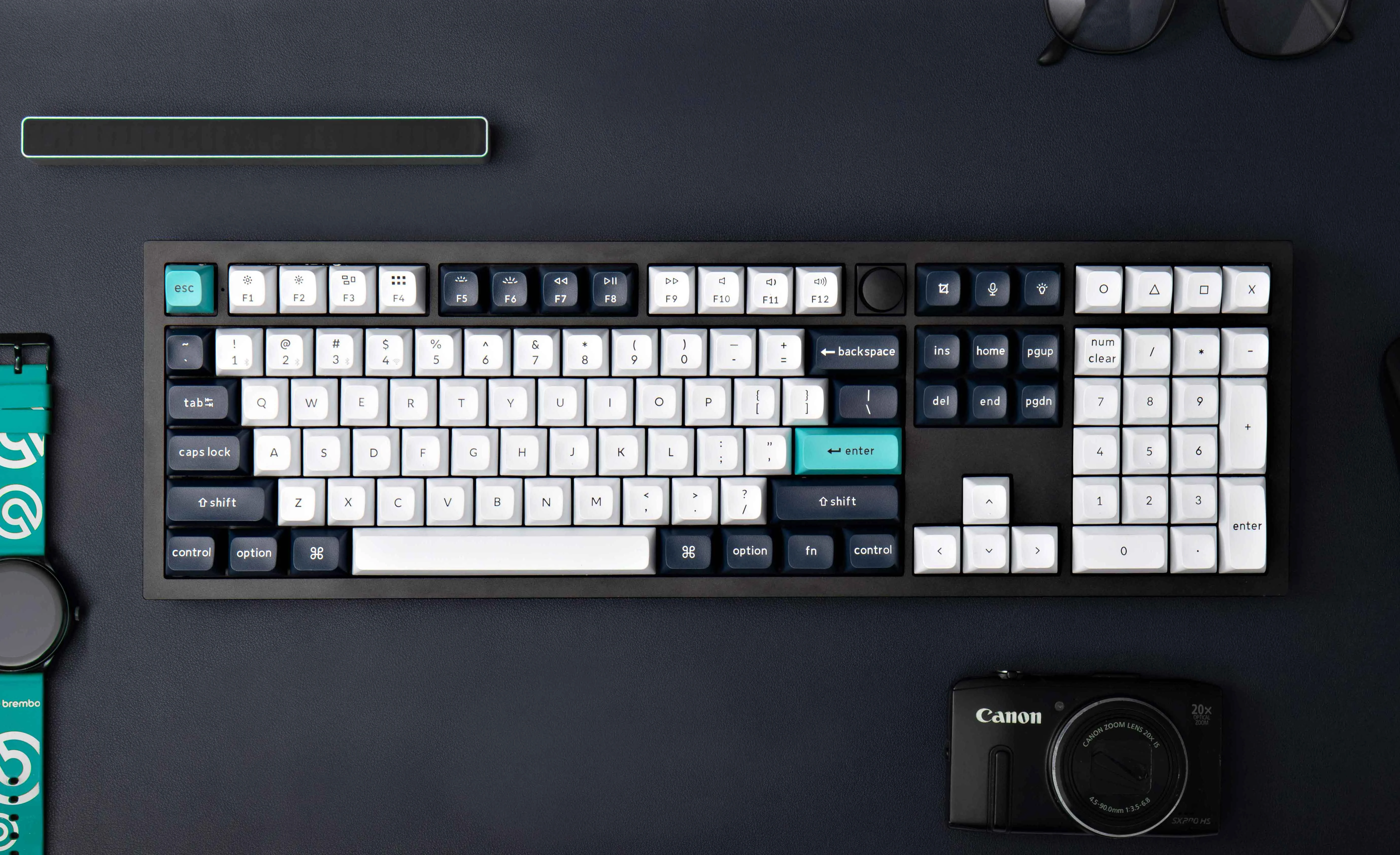 Klaviatūra Keychron Q6 Max (Carbon Juodas) aprašymas - Prekės nuotrauka