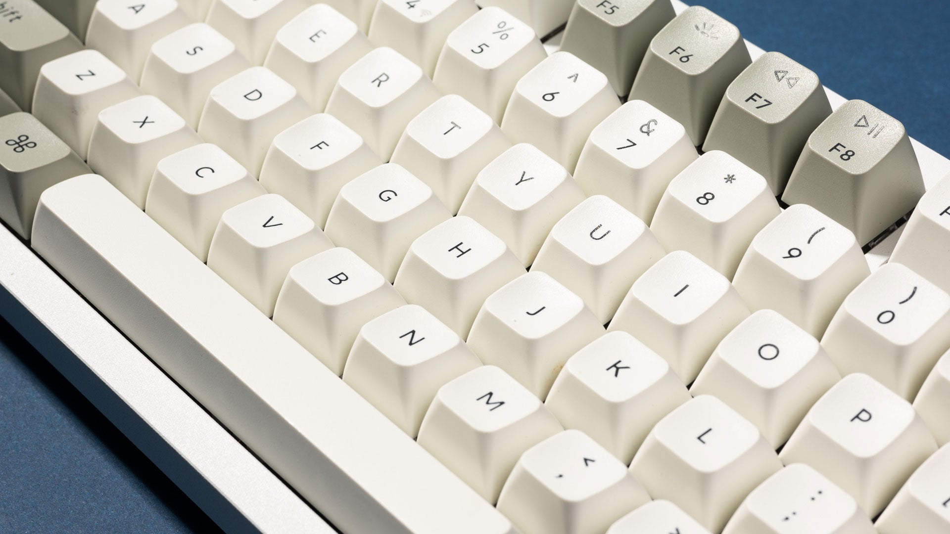 Klaviatūra Keychron Q6 Max (Shell Baltas) aprašymas - Prekės nuotrauka