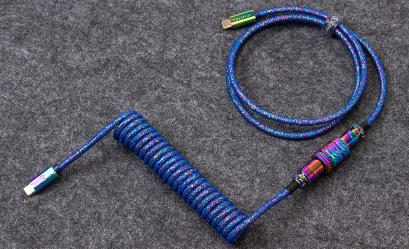 Klaviatūros laidas Keychron Premium Coiled (Raudonas) aprašymas - Prekės nuotrauka