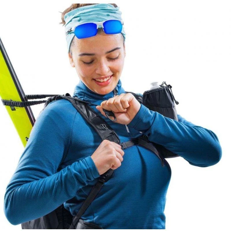 Deuter Updays 24 SL-juodas skydiving backpack