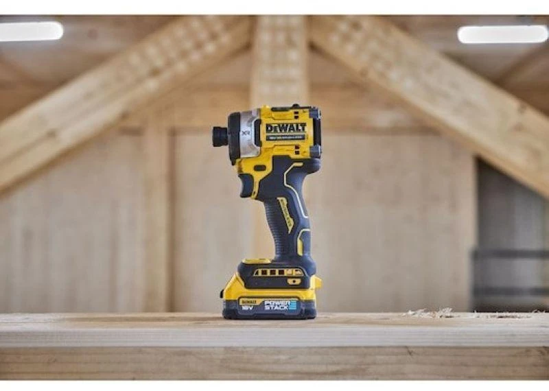 Smūginis suktuvas DeWalt DCF860E2T-QW; 18 V; 2x1,7 Ah akum.