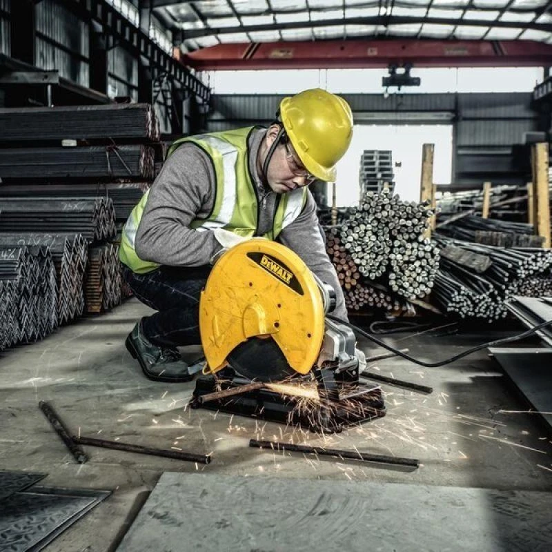DEWALT metalo pjovimo staklės D28710V 2200W 355mm