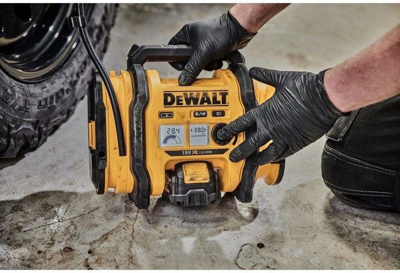 Akumuliatorinis kompresorius DeWalt DCC018N 18V (be akumuliatoriaus ir kroviklio)