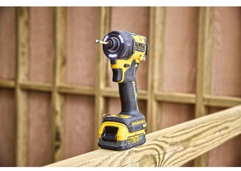 Smūginis veržliasūkis DeWalt DCF870E2T-QW; 18 V; 2x1,7 Ah akum.