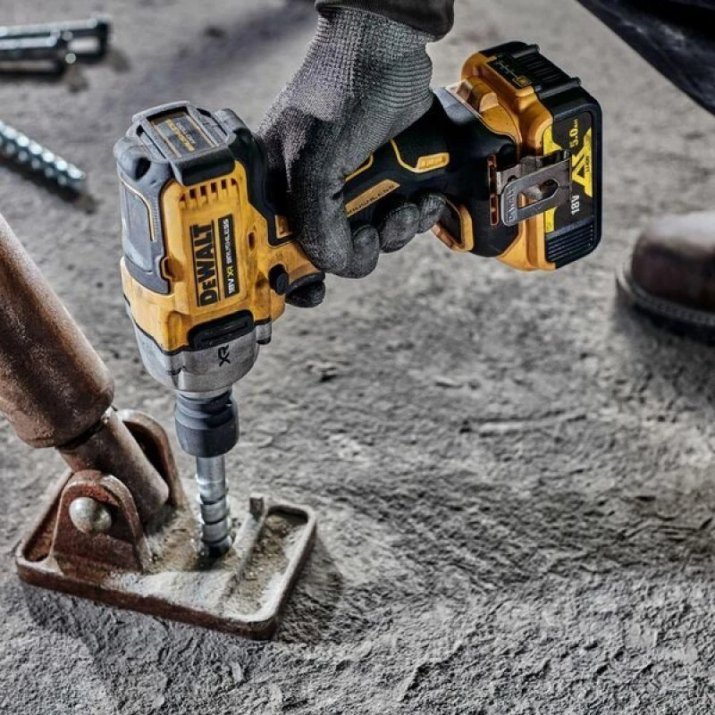 Smūginis veržliasūkis DeWalt DCF892NT-XJ; 18 V (be akumuliatoriaus ir pakrovėjo)