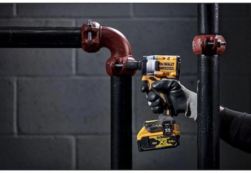 Dewalt smūginis veržliasukis DCF922P2T 1/2",18V, 406Nm, 2x5,0Ah TSTAK