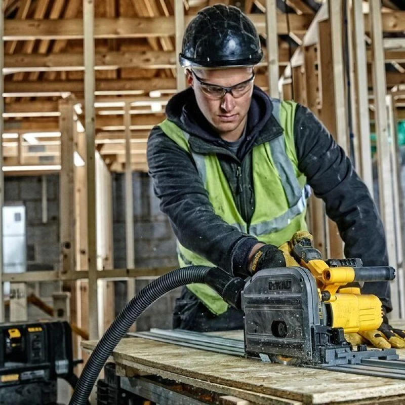 DEWALT FLEXVOLT diskinis pjūklas – GROTUVĖS KIŠTUKAS 54V 2x6.0Ah DCS520T2