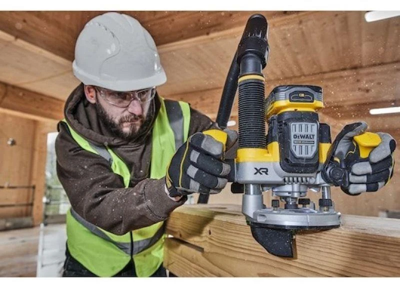 Freza DeWalt DCW620NT-XJ; 18 V (be akumuliatoriaus ir pakrovėjo)