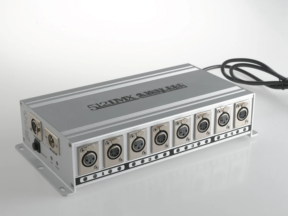 DMX skirstytuvas 6W XLR-3x4vnt. XLR-5x4vnt.