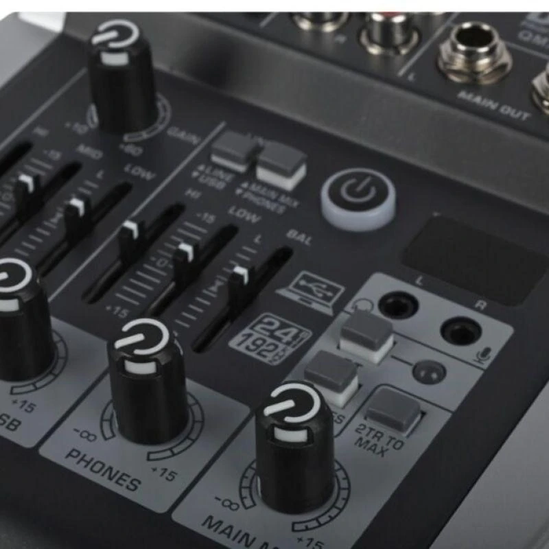 DNA Professional QMX402 - analoginis garso maišytuvas su „Bluetooth“