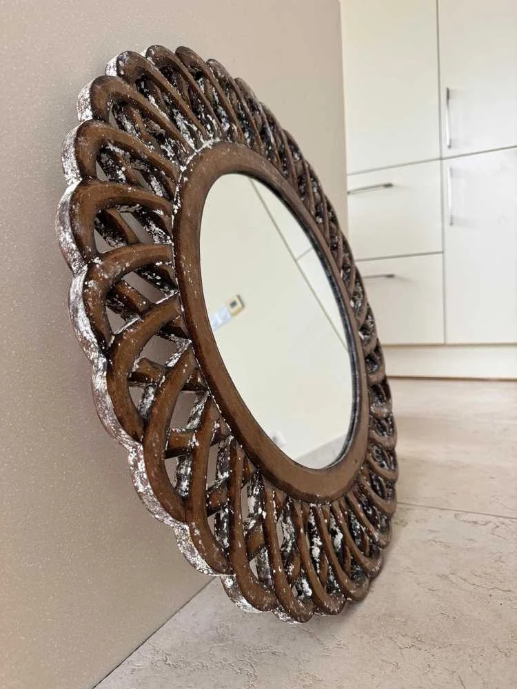 Drožinėtas veidrodis - 60 cm.