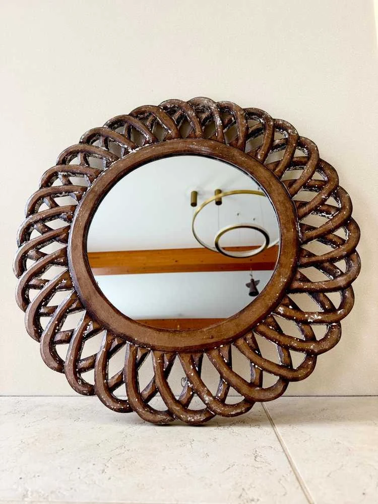 Drožinėtas veidrodis - 60 cm.