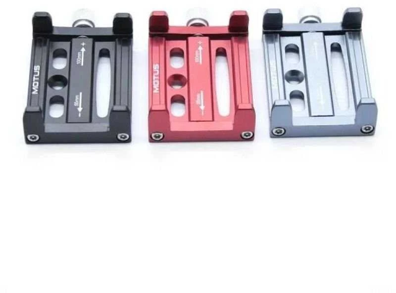 Universal phone holder Motus MOTHAN02R Raudona