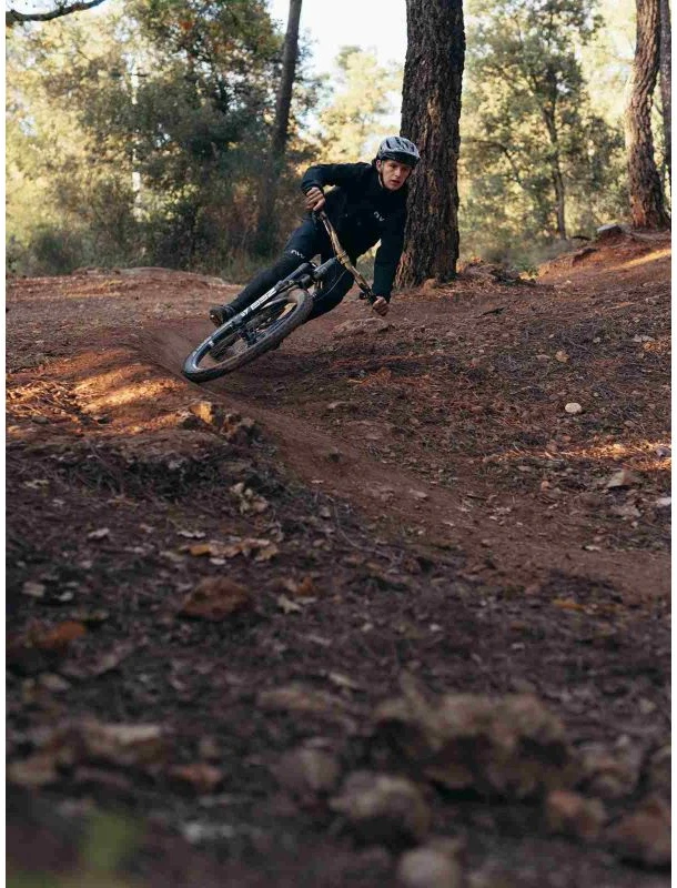 Dviračių softshell striukė Northwave Rampage Lightshell, juoda