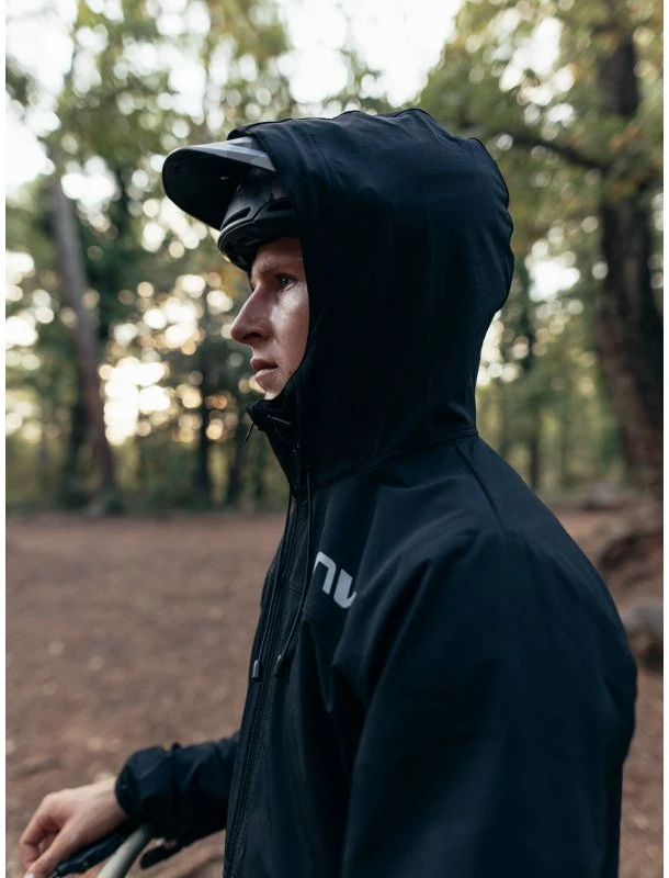 Dviračių softshell striukė Northwave Rampage Lightshell, juoda