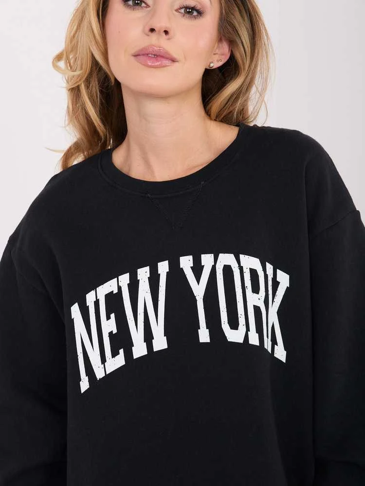 Džemperis be gobtuvo juodas su užrašu NEW YORK