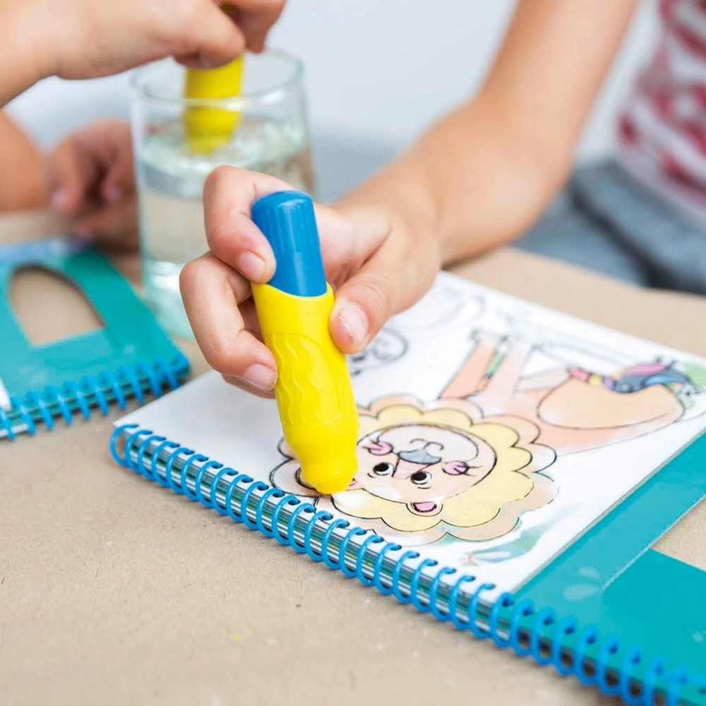 Apli Kids Spalvinimo knygelė "Gyvūnai" su vandens pieštuku