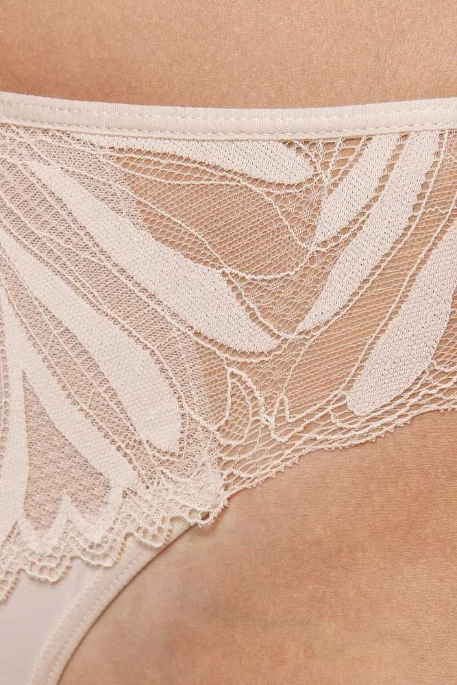 Eclipse lace thong beige