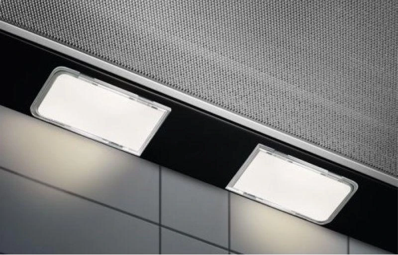 Ištraukiamas juodos spalvos gartraukis Electrolux LFP326FB