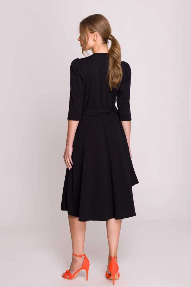 Elegantiška ir patogi suknelė