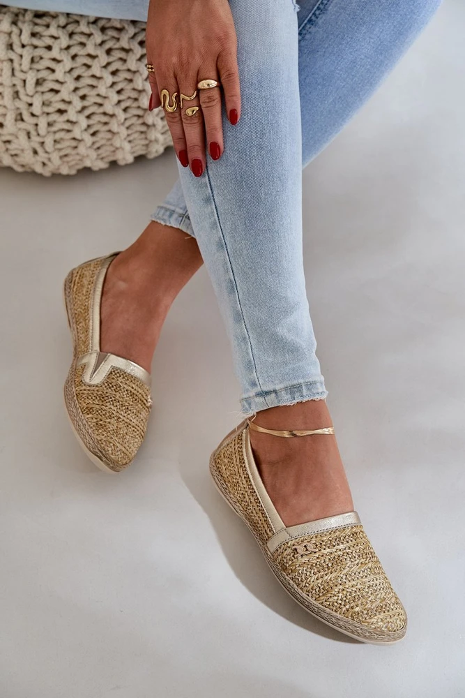 Elegantiškos odinės espadrilės su pynimu smėlio-aukso spalvos