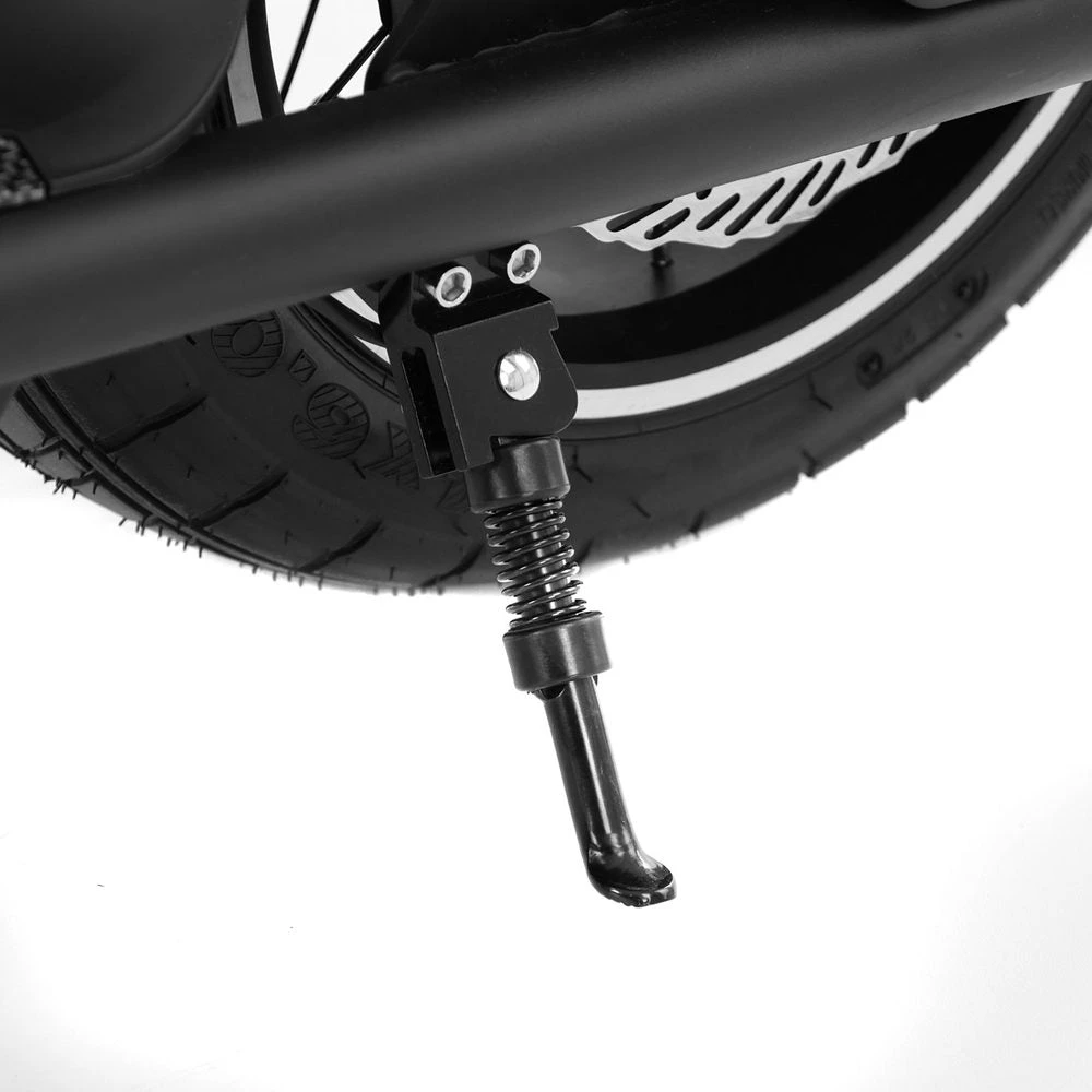 Elektrinis motoroleris HECHT COCIS MINI CARBON, 48V 13Ah