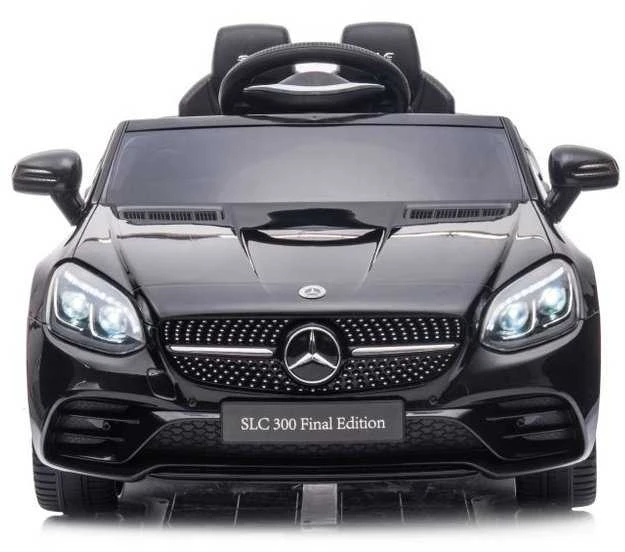 Elektromobilis Mercedes SLC 300 – mažiesiems vairuotojams smagiam pasivažinėjimui.