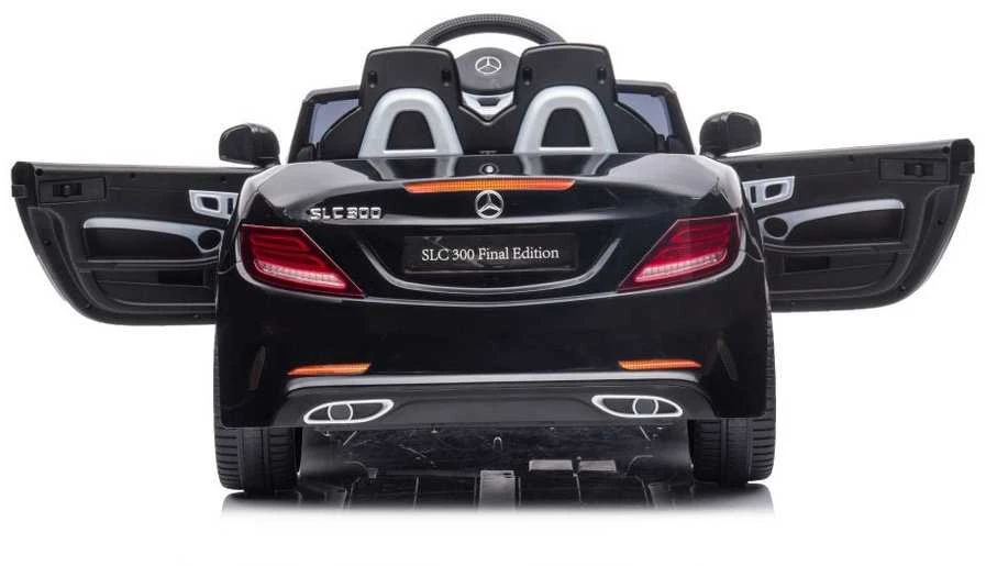 Elektromobilis Mercedes SLC 300 – mažiesiems vairuotojams smagiam pasivažinėjimui.