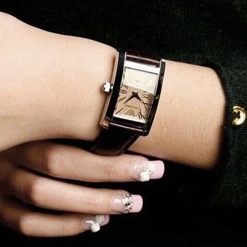 „Emporio Armani AR0155“ klasikinis moteriškas odinis laikrodis