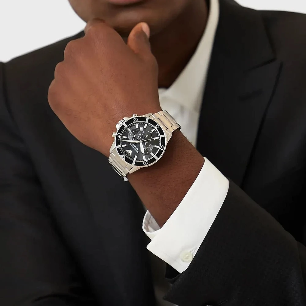 „Emporio Armani AR11360“ vyriškas nardymo stiliaus sidabrinis ir juodas laikrodis