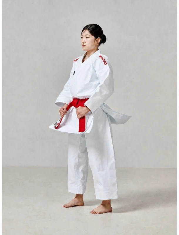 „Extera Kata WKF Raudonas“ karatė kimono | MOOTO
