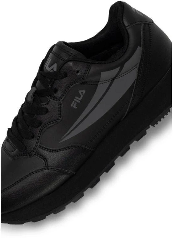 Fila Hypert moteriški juodi sportiniai bateliai – madingi, patogūs, lengvi