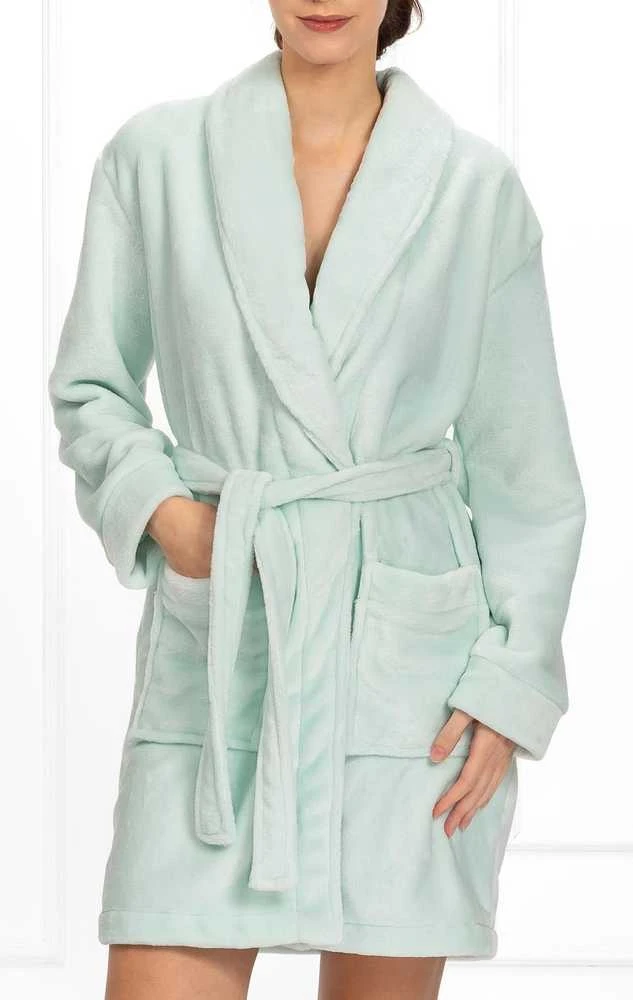 Fiona Mint chalatas