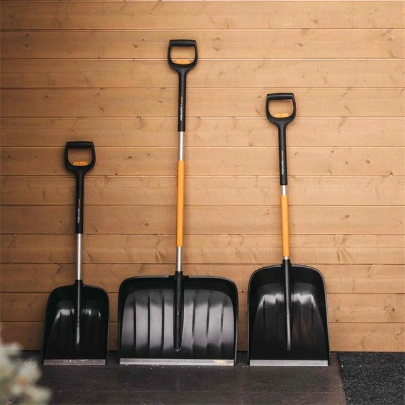 Fiskars X-series teleskopinis stūmiklis sniegui