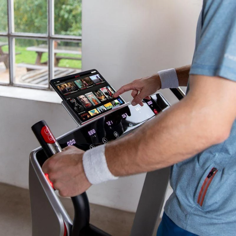FLOW FITNESS ELEKTRINIS BĖGIMO TAKELIS RUNNER DTM400i