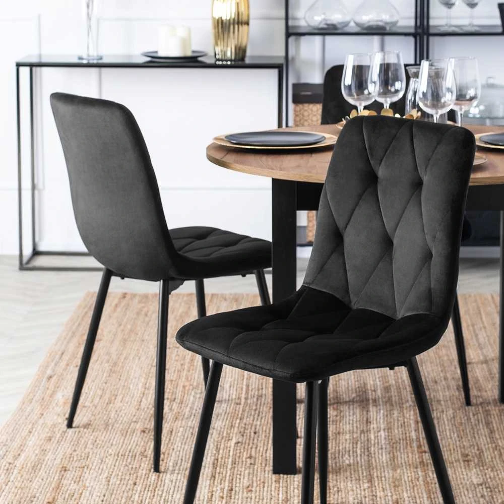 ROBIN Pilka Aksominė Kėdė – Komfortas ir Elegancija Jūsų Erdvėje
