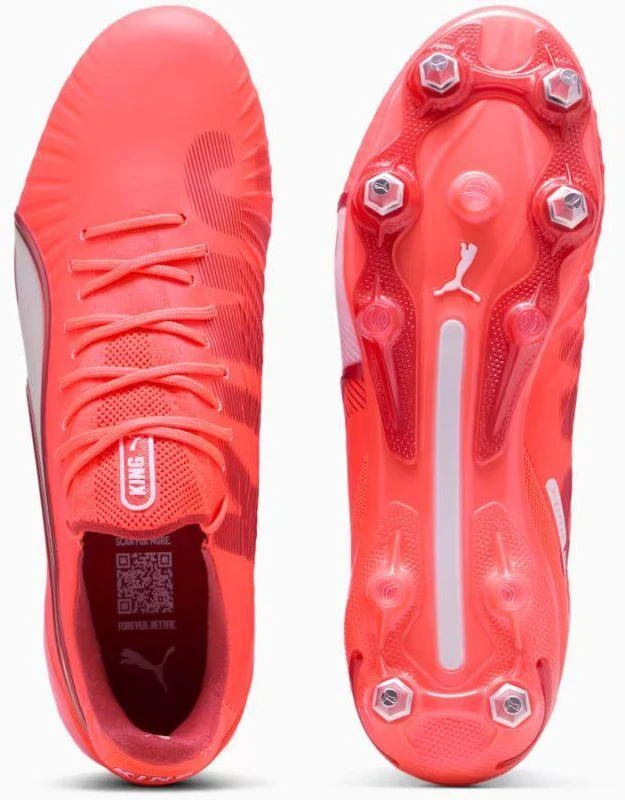 Futbolo batai Puma King Ultimate MxSG M 108304-01