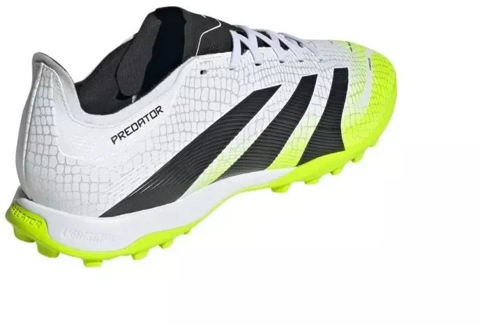 Futbolo bateliai Adidas Predator League TF M JI1132