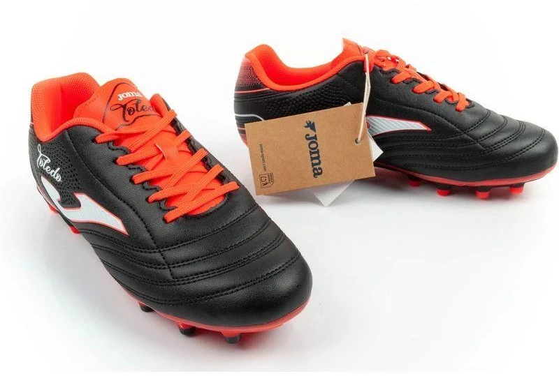 Futbolo bateliai Joma Toledo Jr 2601, 38 dydis, juodi