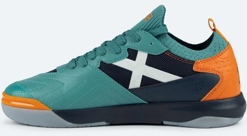Futbolo bateliai Munich Gresca 2.0 IN M 3003007